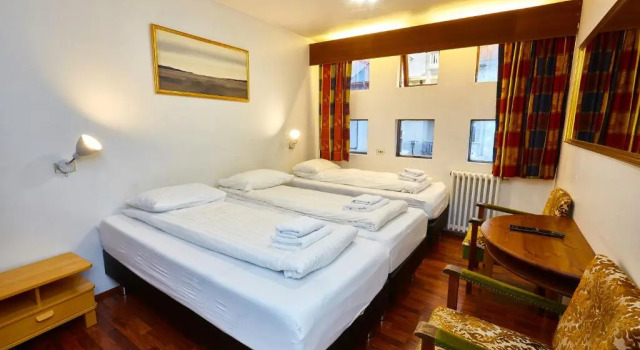Трёхместный номер Standard Hotel Adam