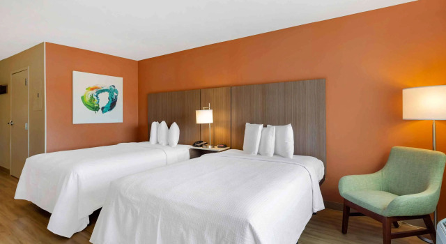 Четырёхместный люкс Extended Stay America Premier Suites Providence E Providence