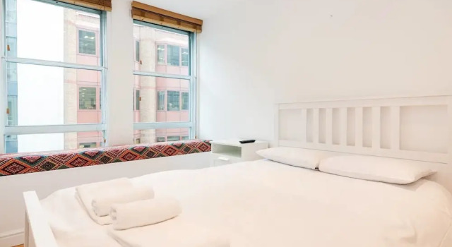 Bright New Flat Perfect Location!