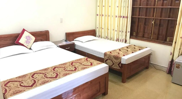 Трёхместный номер Standard Hoa Hong hotel