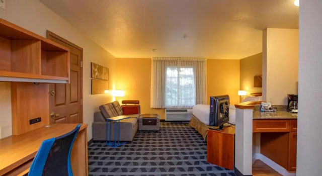 Студия TownePlace Suites Colorado Springs