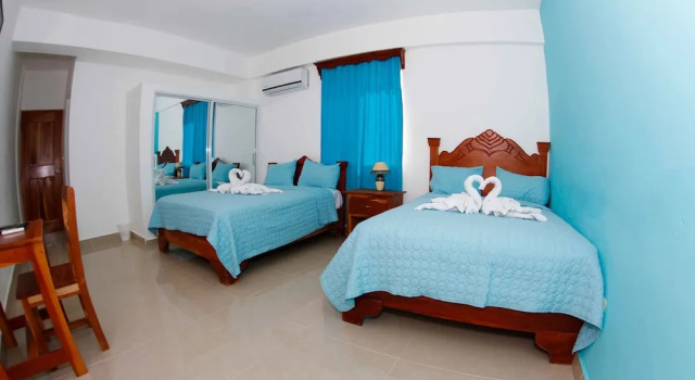 Двухместный номер Standard с балконом South Beach Hotel