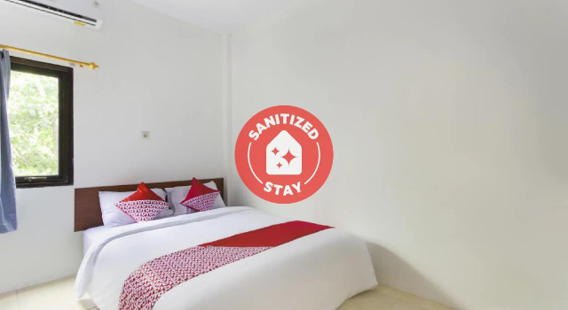OYO 1542 Yessy Mansion, Book Hotel Baturetno 