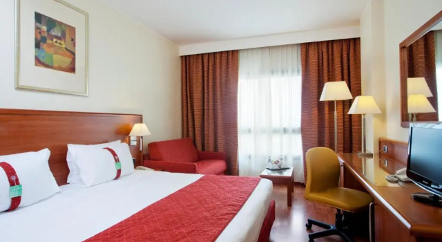 Номер Premium Holiday Inn Cagliari by IHG