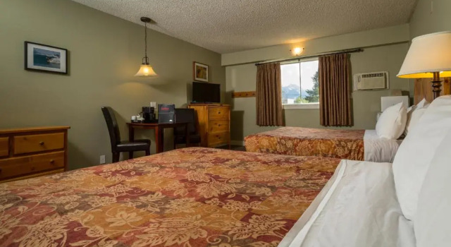 Standard quadruple chambre Red Tree Lodge