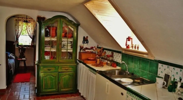 Коттедж Vineyard Cottage Vercek