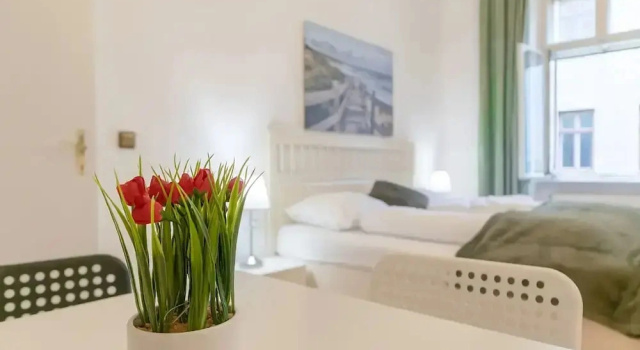 Bright Central Rooms Ideal For Long Stay