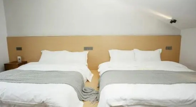 Люкс Township Mid-Levels Homestay
