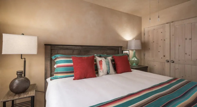 Valle Del Sol - Unbeatable Views, Spacious Luxury Home, Impeccable Furnishings, Varaa Lomakoti Santa Fe New Mexico