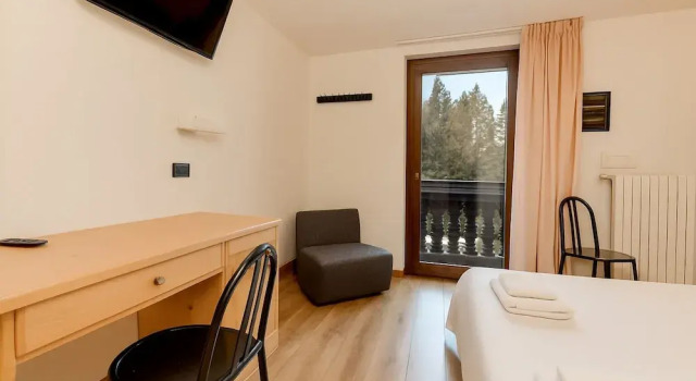 Двухместный номер Deluxe с балконом Hotel Bleis