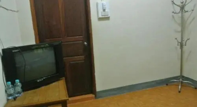 Xee Wang Guesthouse, Buchen Sie Hotel Sam Neua Huaphan Province