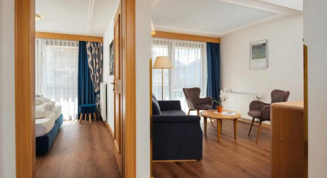 Полулюкс Hotel Garni Alpenruh-Micheluzzi