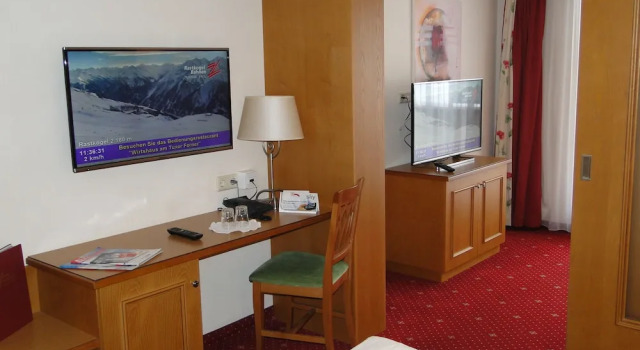 Номер Comfort с балконом Alpinhotel Berghaus spa