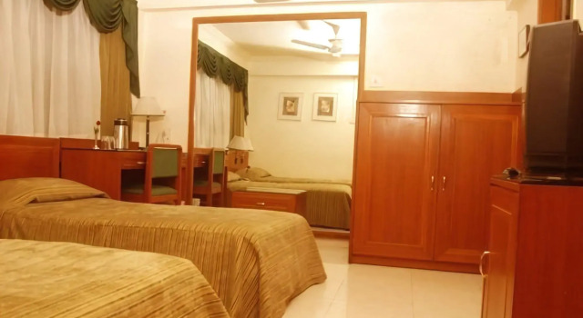 Royal Inn