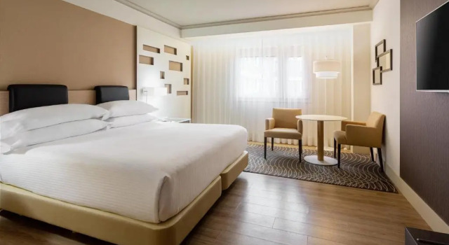 Двухместный номер Premium Madrid Marriott Auditorium Hotel & Conference Center
