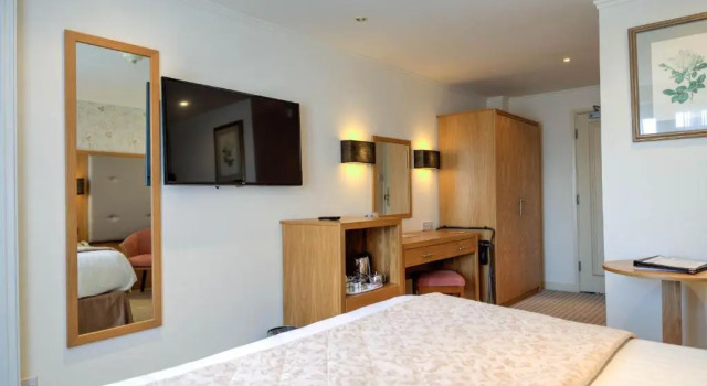 Двухместный номер Standard с балконом Langstone Cliff Hotel