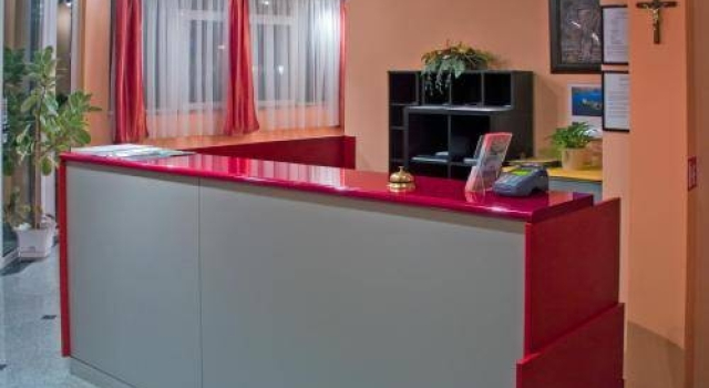 Paradise, Prenota Hotel Zagabria Croazia