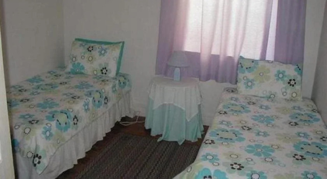 Franschhoek Travellers Lodge & Group Accommodation