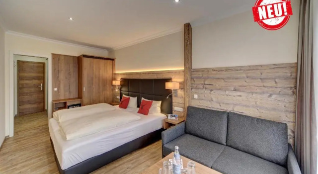 Hotel-Restaurant Früchtl, Rezervați Hotel Zandt 