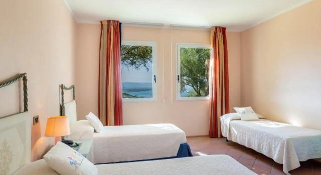 Четырёхместный номер Standard Hotel Luna Lughente