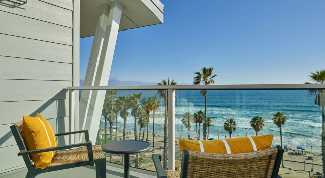 Двухместный номер Premier с видом на океан The Seabird Ocean Resort & Spa, Part of Destination Hotel by Hyatt
