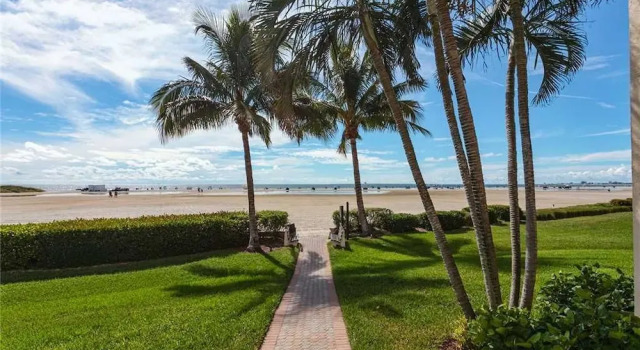 Sandarac A908 - Two Bedroom Condo