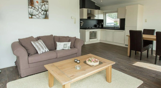 Comfortable Chalet Located in the Polder, Near Alkmaar, Забронировать Шале Отели Норда 4 звезды, 4*
