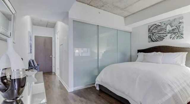 Noel Suites - Fashion District, Varaa Hotelli Toronto 