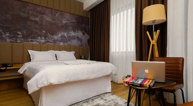 Roadside Hotel, Book Hotel Pristina Pristina County