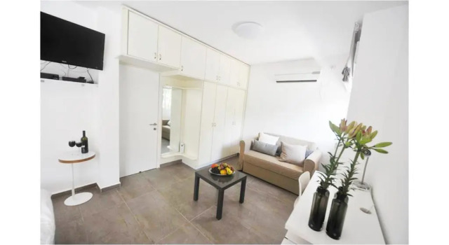 Boutique Apartment "Facing the Sea"