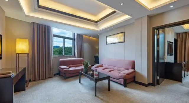 Люкс Deluxe Wuyuan Xingjiang Bay Holiday Hotel