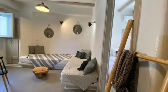 Апартаменты Ampelos Suites