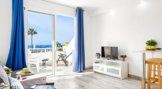 536B Cozy 1 bedroom, pool, terrace, sun lounger