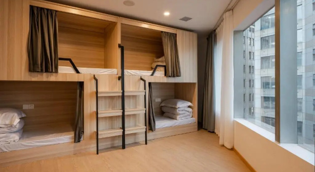 Кровать в общем номере Dayin Youth Hostel - East Nanjing Road & Peoples Square & The Bund