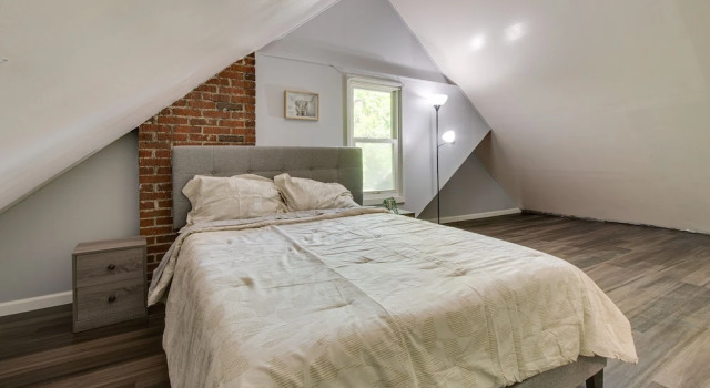 Коттедж Vacation Rental Near University of Illinois