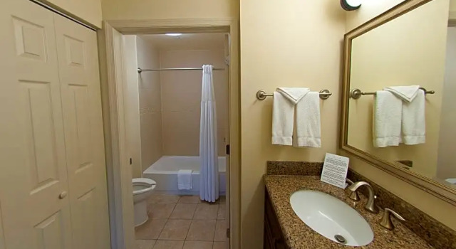 Четырёхместный люкс Staybridge Suites East Stroudsburg - Poconos by IHG