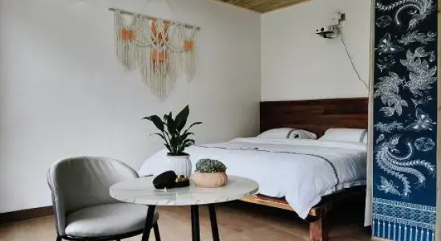 Люкс Deluxe Xingyi Wanfenglin Wuq Homestay