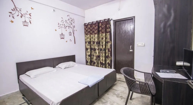 WOWSTAYZ Hotel Orange Regency, Rezervovat Hotel Déhrádún Uttarakhand