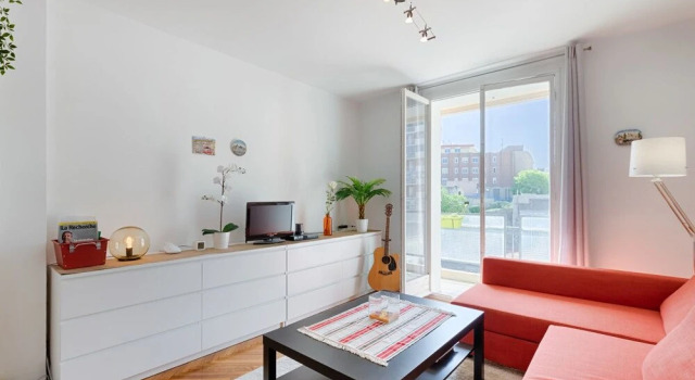 Bright Apartment in the Heart of Joliette