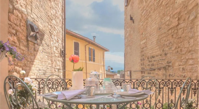 Spello House Patio, Varaa Hotelli Spello Umbria