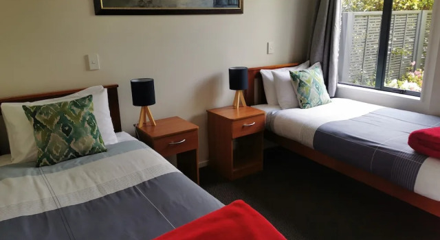 Люкс Standard с 2 комнатами ASURE Ascot Motor Inn