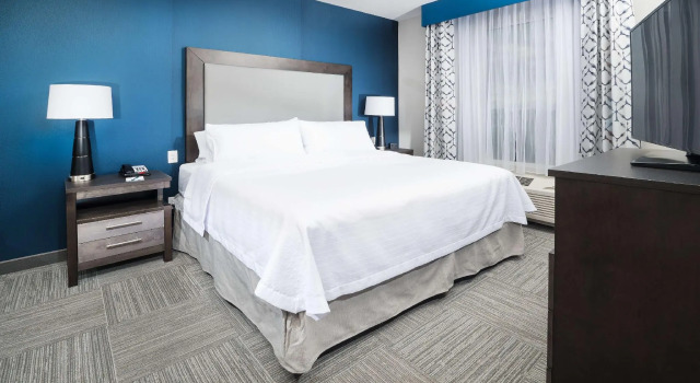 Двухместный люкс c 1 комнатой Homewood Suites By Hilton Tulsa Catoosa