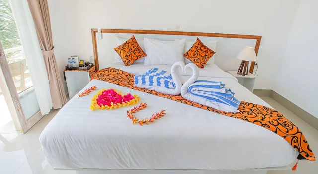 Двухместный номер Deluxe с балконом и с видом на море Rumah Marta Ceningan Island