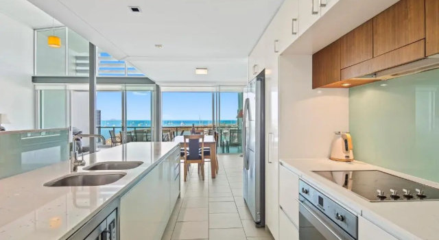 Апартаменты Пентхаус с 4 комнатами с видом на воду Peninsula Airlie Beach