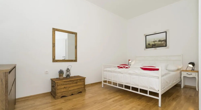 Classy Apartment w Terrace in the Heart of Split, Prenota Appartamento Splitska 