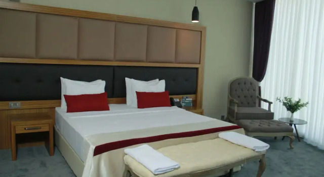 Familie Suite mit Stadtblick Sky Hotel Baku