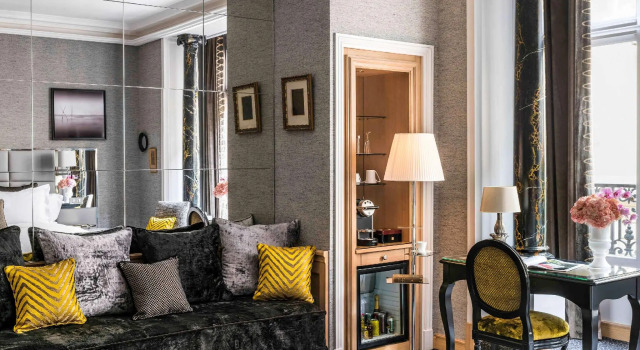 Двухместный полулюкс Sofitel Paris Baltimore Tour Eiffel