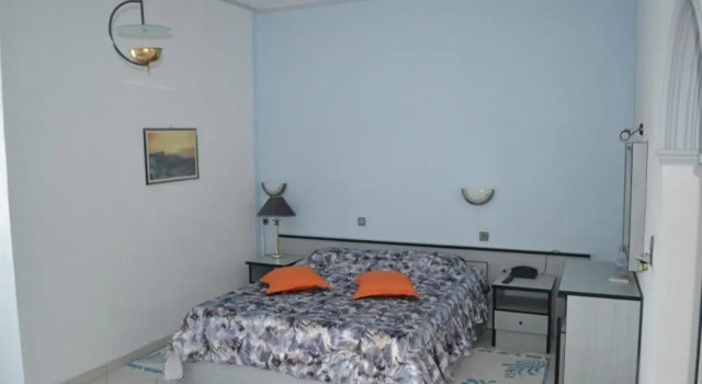 Dolphin Apartments