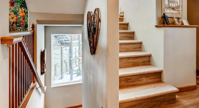 Апартаменты Two-Bedroom Townhome 103F at The Pointe