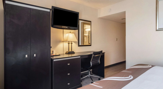 Двухместный номер Standard Quality Inn & Suites Indiana South